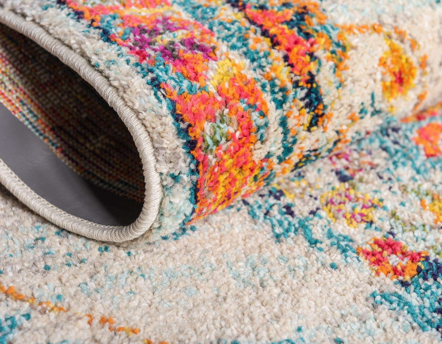 Tapis à motif antique multicolore : ANA777CRE ANATOLIA