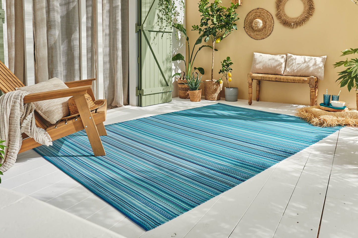 Tapis d'extérieur motif rayure dégradée bleu : CAP1746BLE CAPRI