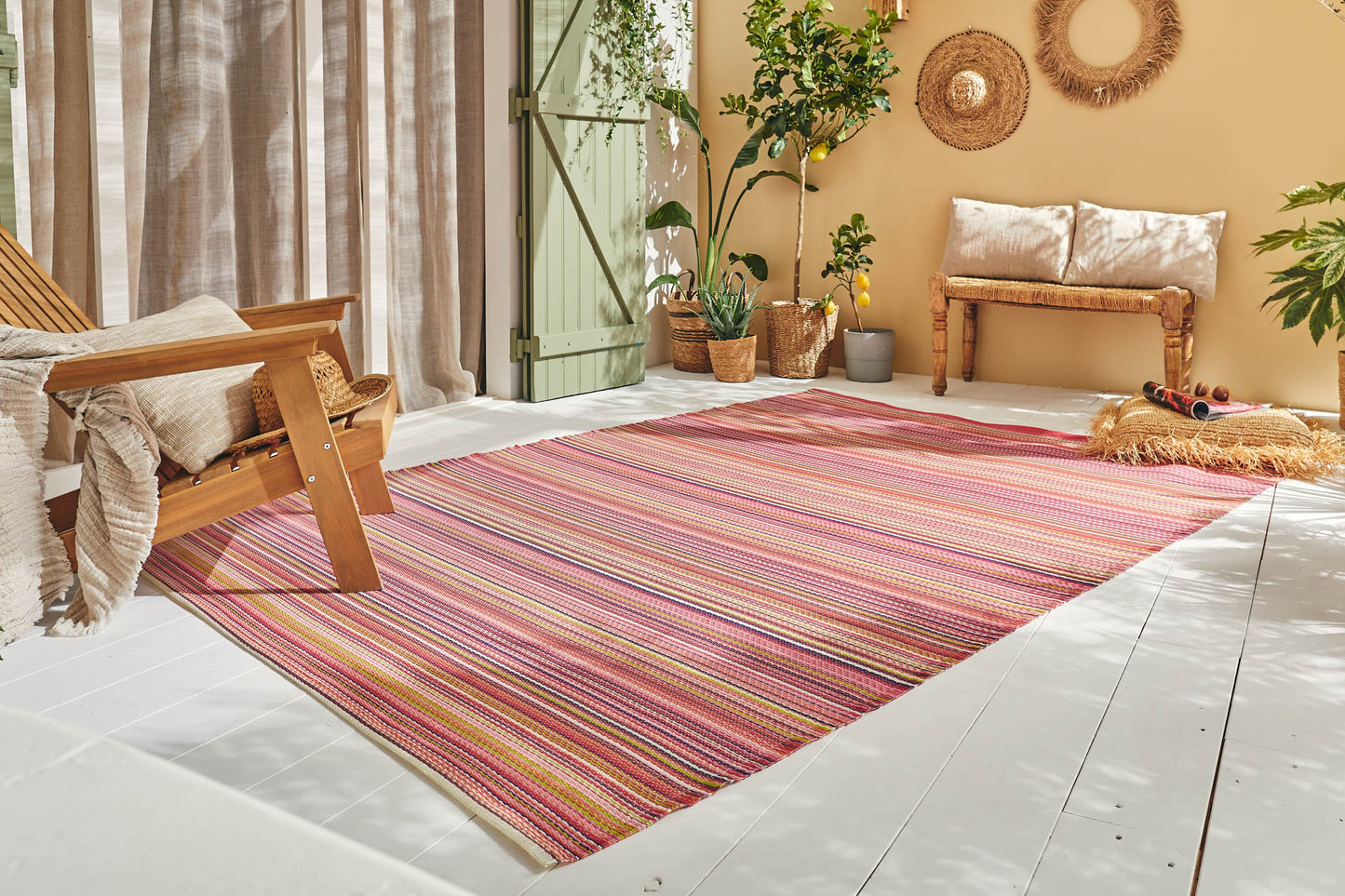 Tapis d'extérieur motif rayure dégradée rose : CAP1746ROS CAPRI
