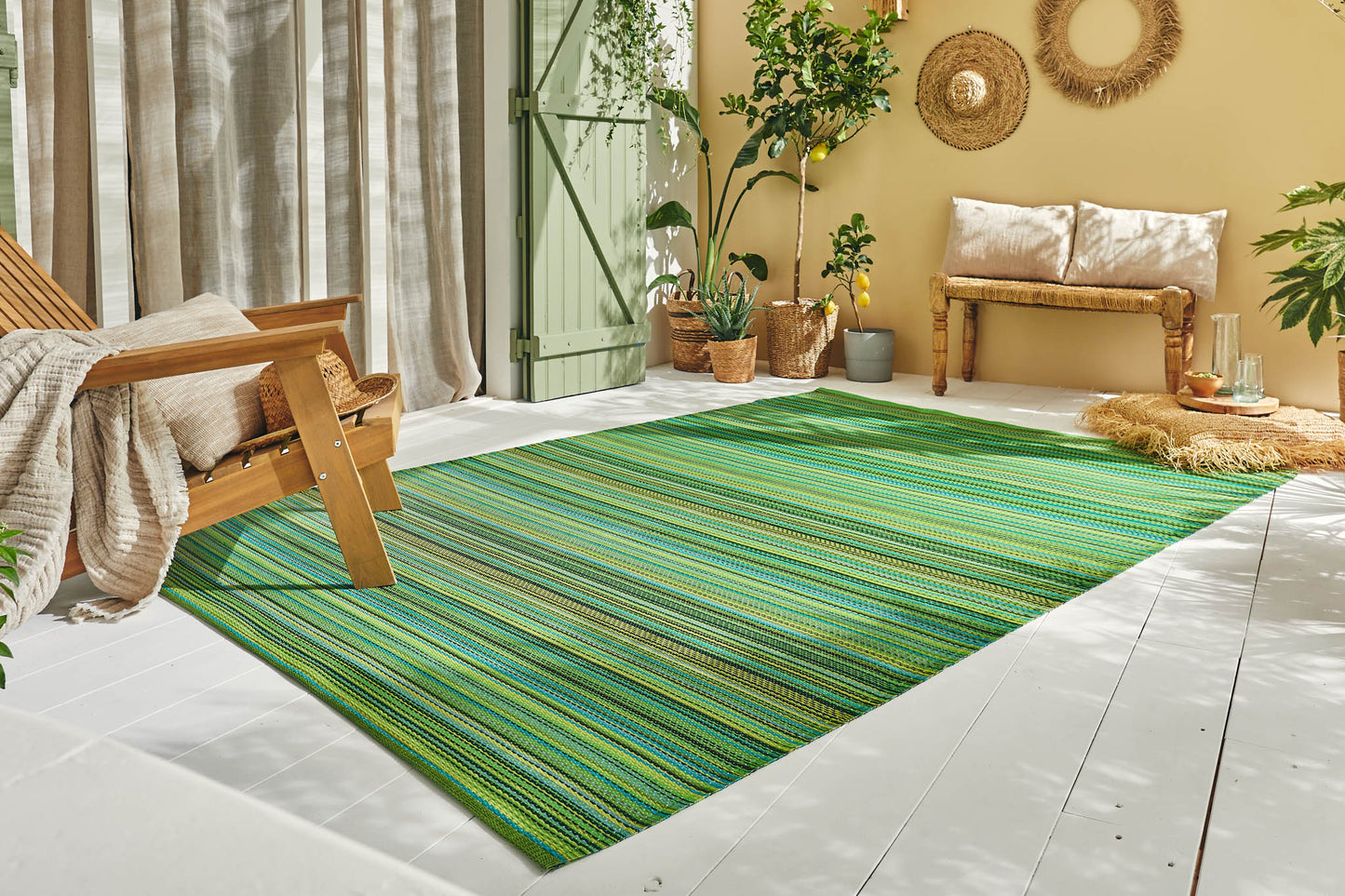 Tapis d'extérieur motif rayure dégradée vert : CAP1746VER CAPRI