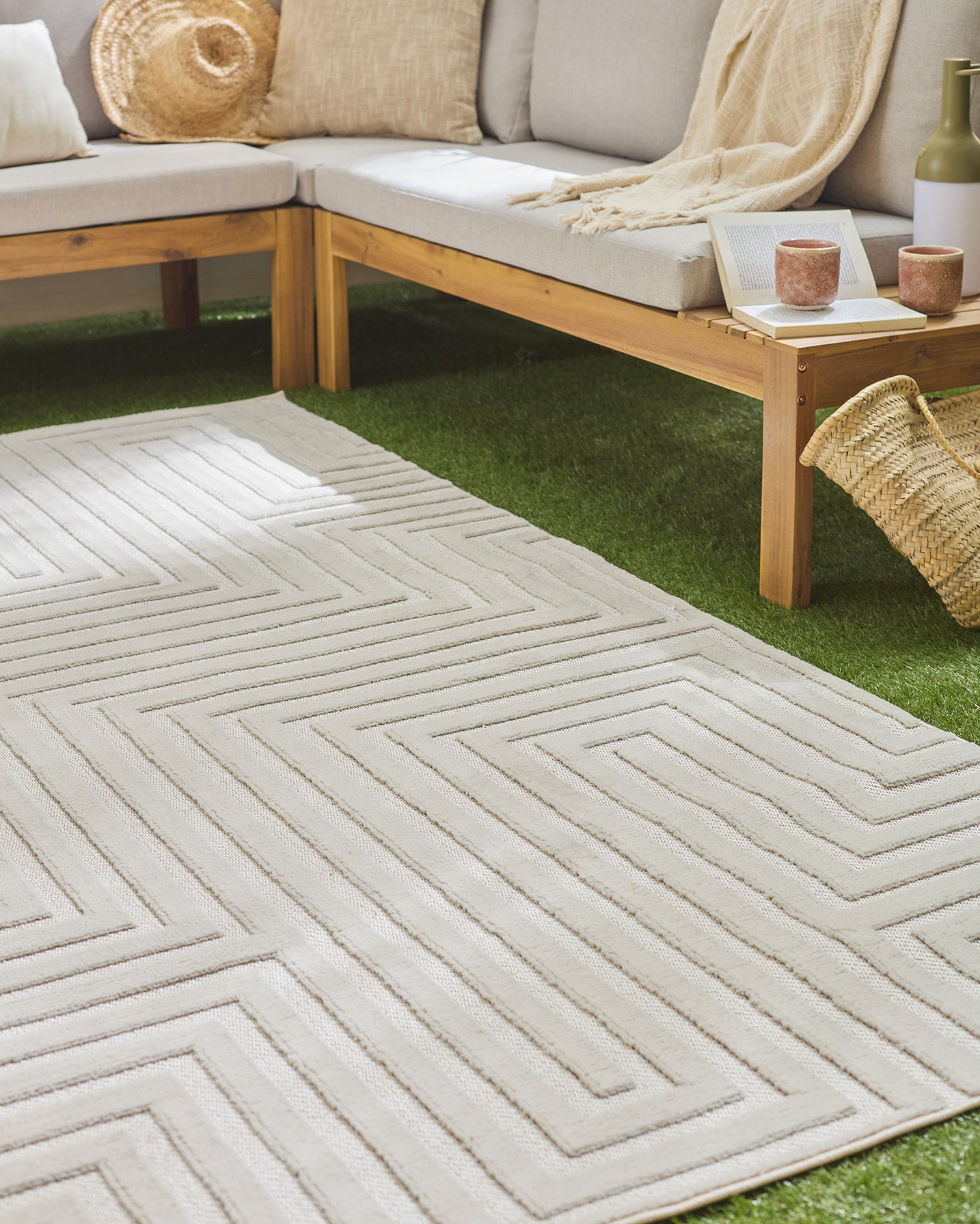Tapis intérieur extérieur motif abstrait crème : LOO338CRE LOOPIN