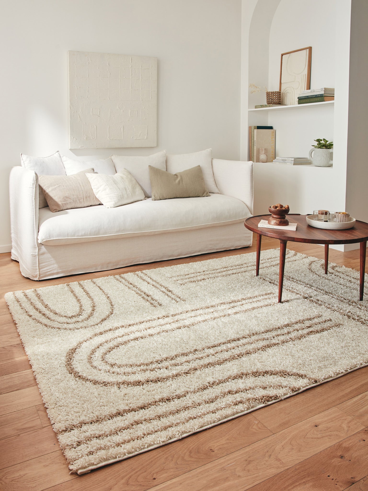 LIVABLISS Tapis de Salon à Poils Longs Doux Shaggy Scandinave Bohème PAULA 160x220cm Blanc/Beige - Maison LIVABLISS Tapis de Salon à Poils Longs Doux Shaggy Scandinave Bohème PAULA 160x220cm Blanc/Beige - Maison
