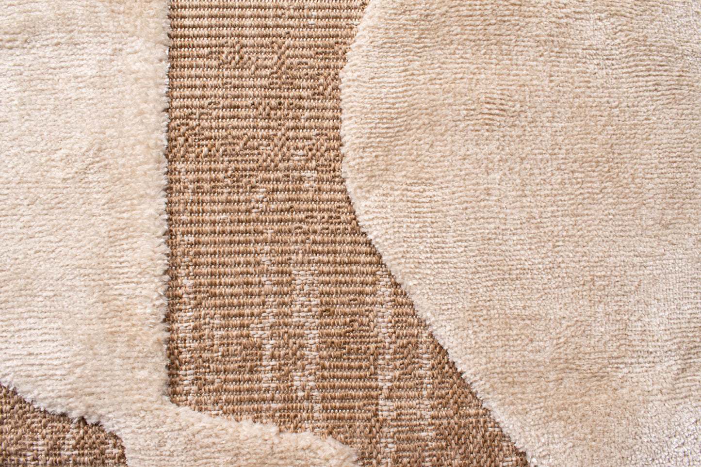Tapis aspect jute motif abstrait doux : PAL9489BLA PALMA