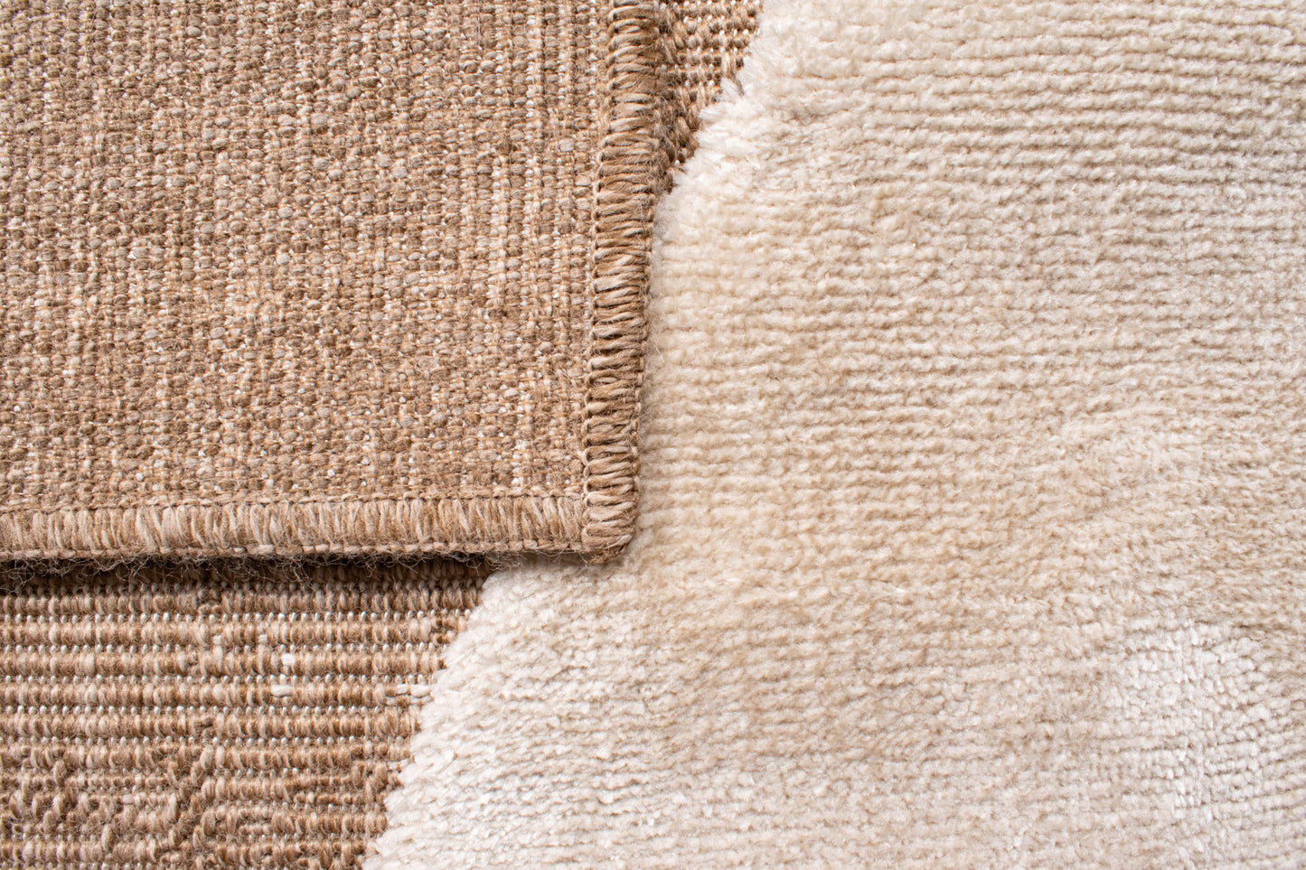 Tapis aspect jute motif abstrait doux : PAL9489BLA PALMA
