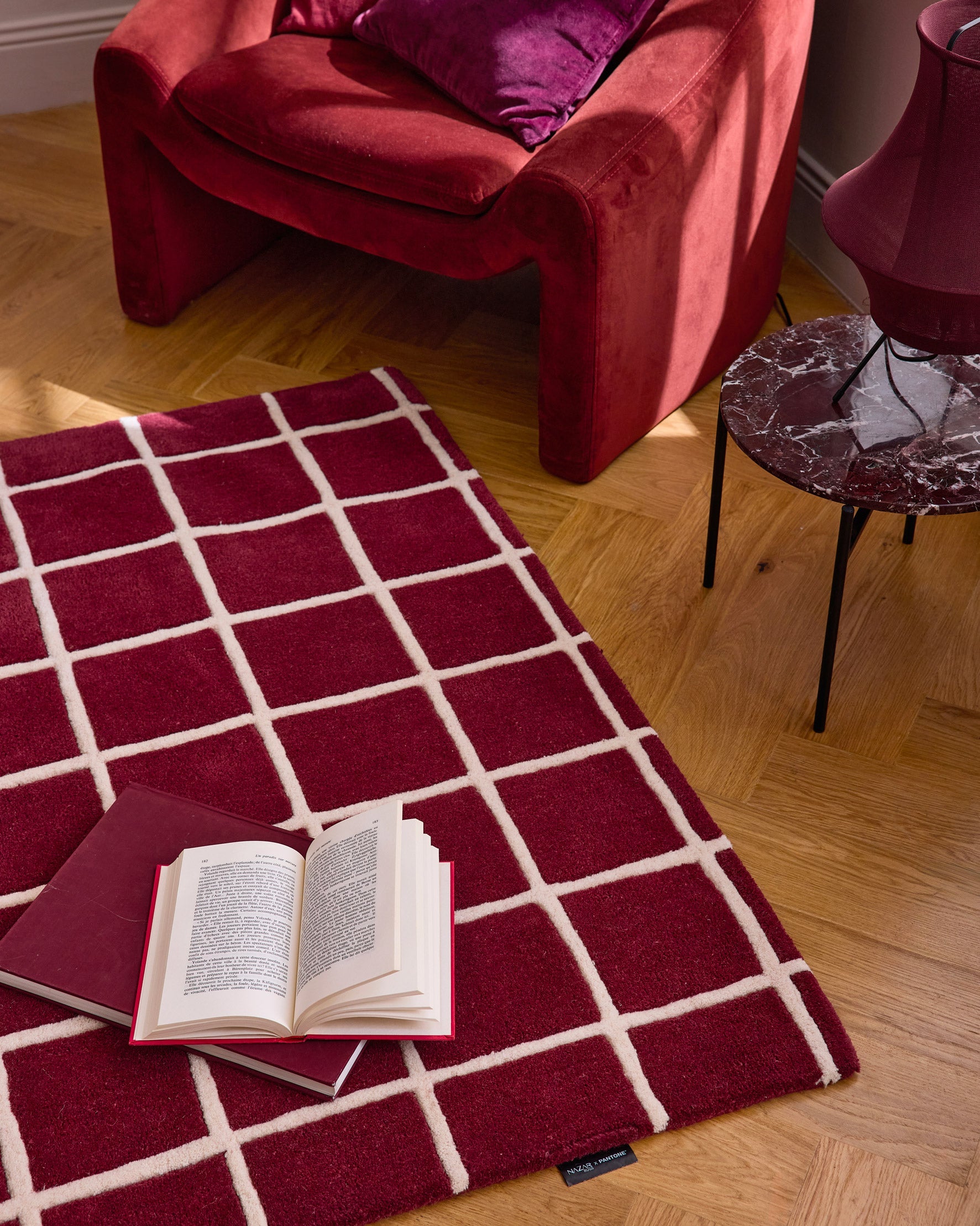 Rouge d'orage – Tapis en laine – P_RO1010ROU Rouge d'orage