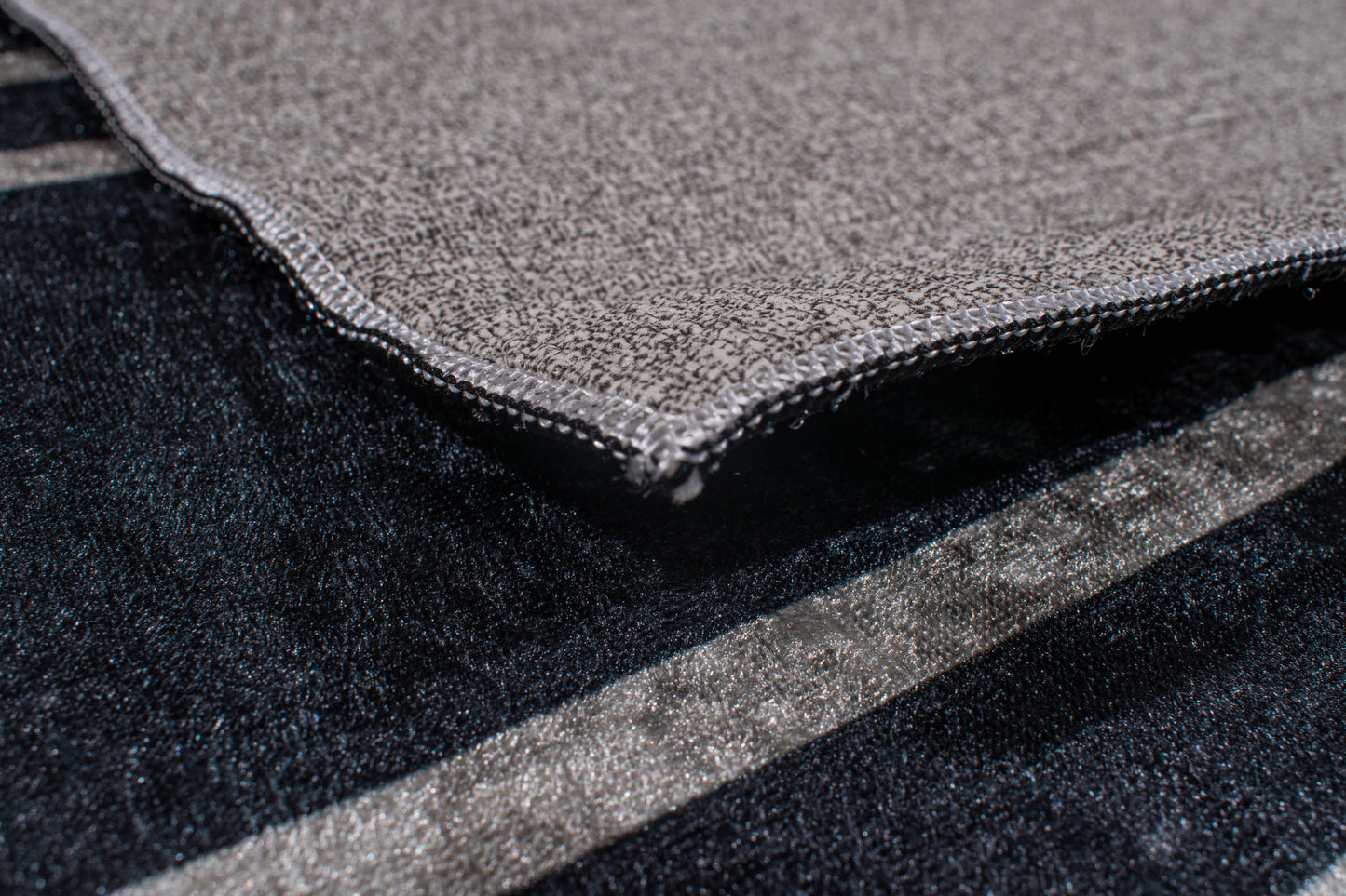 Tapis de salon motif arc noir lavable en machine : STA2815NOI STAMPA