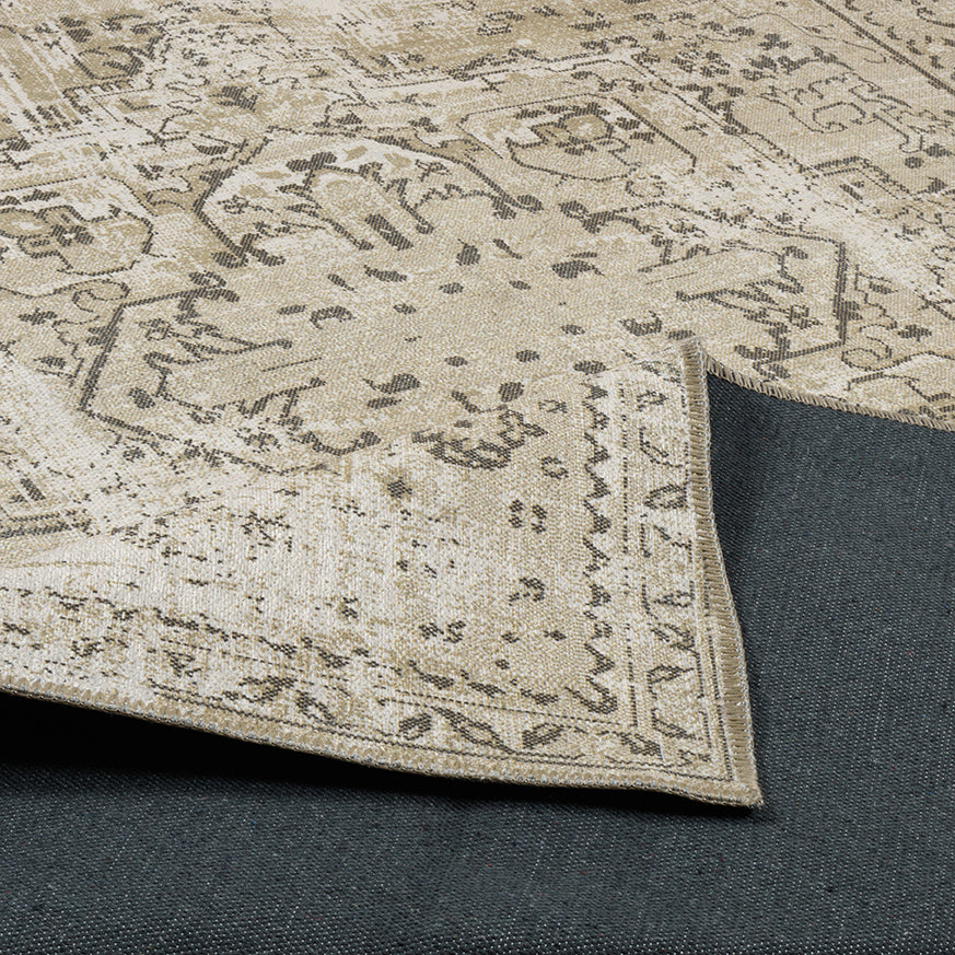 Tapis vintage vert Nazar rugs