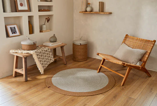 Comment installer un tapis rond dans un salon ? - Nazar rugs