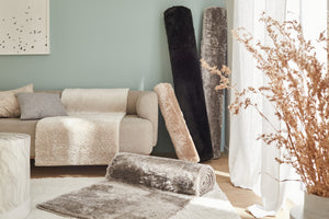 Comment bien nettoyer et entretenir son tapis moderne : astuces et conseils pratiques