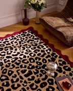 Âme fauve – Tapis en laine motif léopard - bordeaux Âme fauve