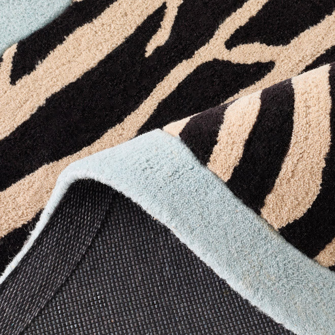 Âme fauve – Tapis en laine zébré - bleu Âme fauve