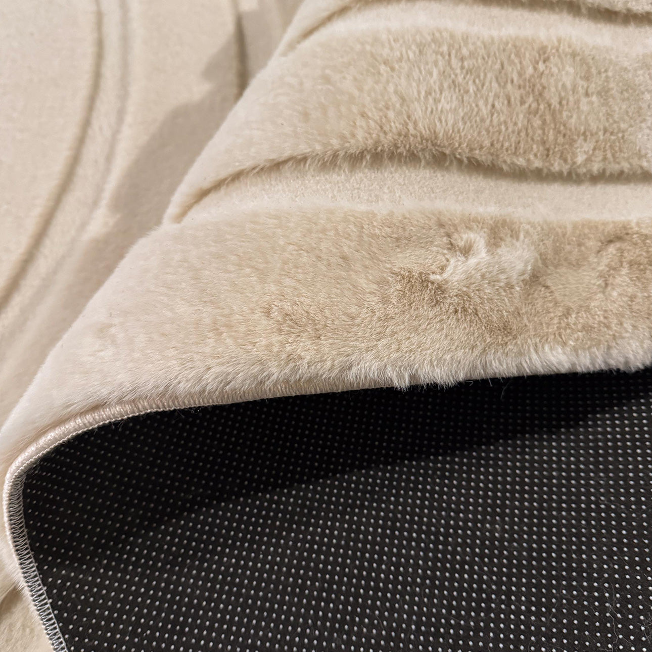 ALASKA : Tapis doux - élégant : ALA294BEI