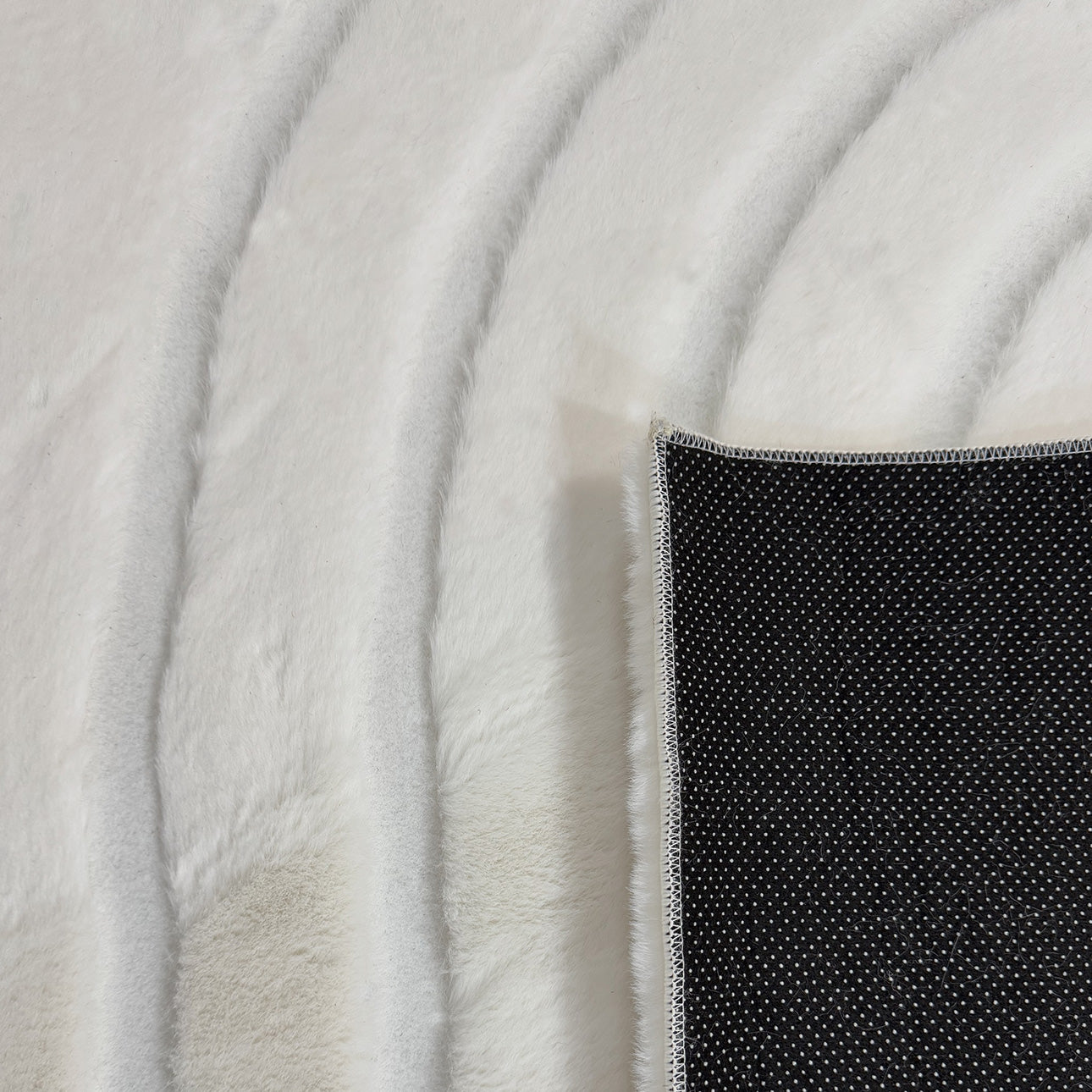 ALASKA : Tapis doux - élégant : ALA294BLA