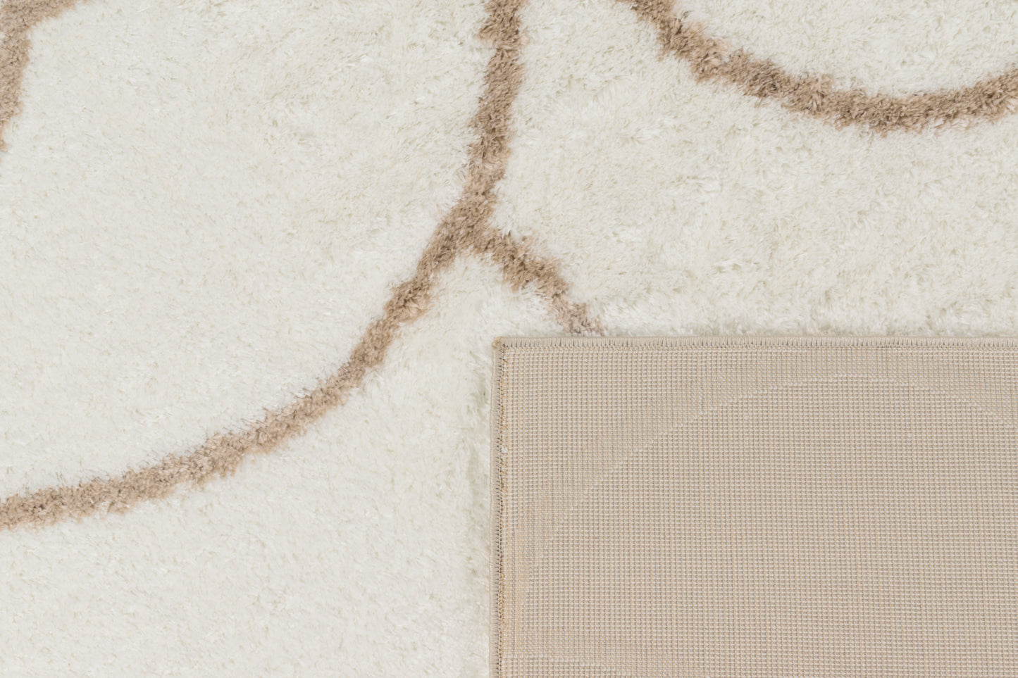 Tapis motif arc crème et ivoire : ALE672CRE ALENA
