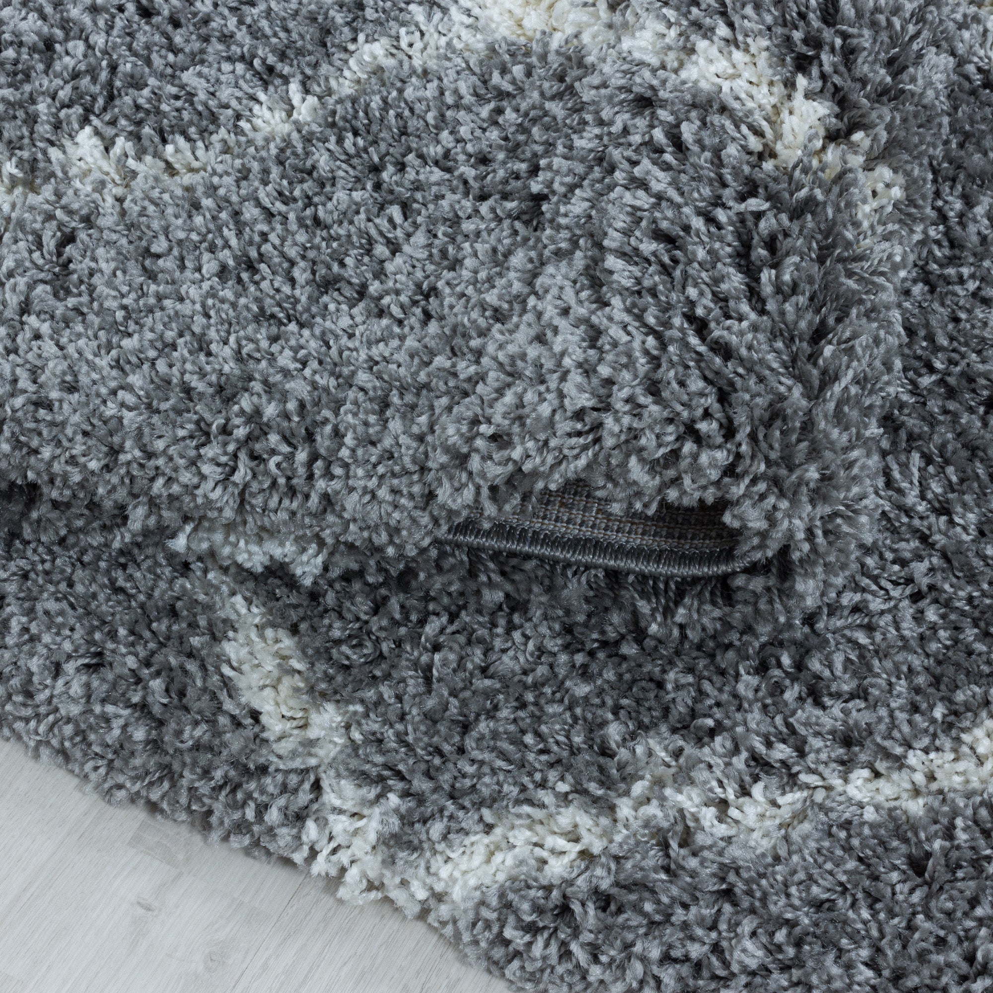 ALVOR – Tapis shaggy à poils longs motif berbère gris – ALV3401GRI ALVOR