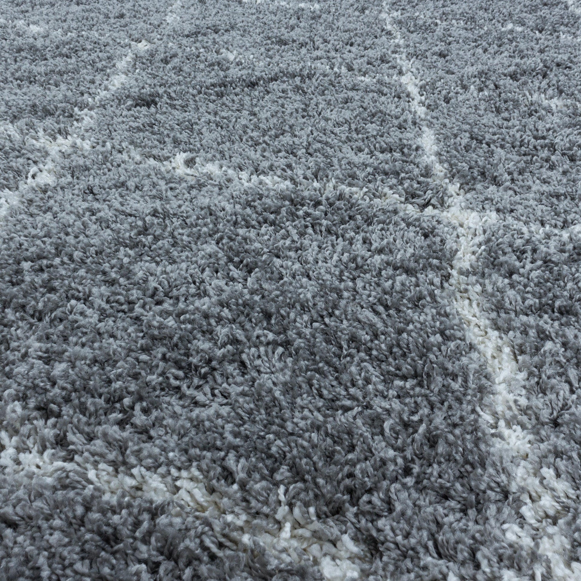 ALVOR – Tapis shaggy rond à poils longs motif berbère gris – ALV3401GRI Nazar Rugs
