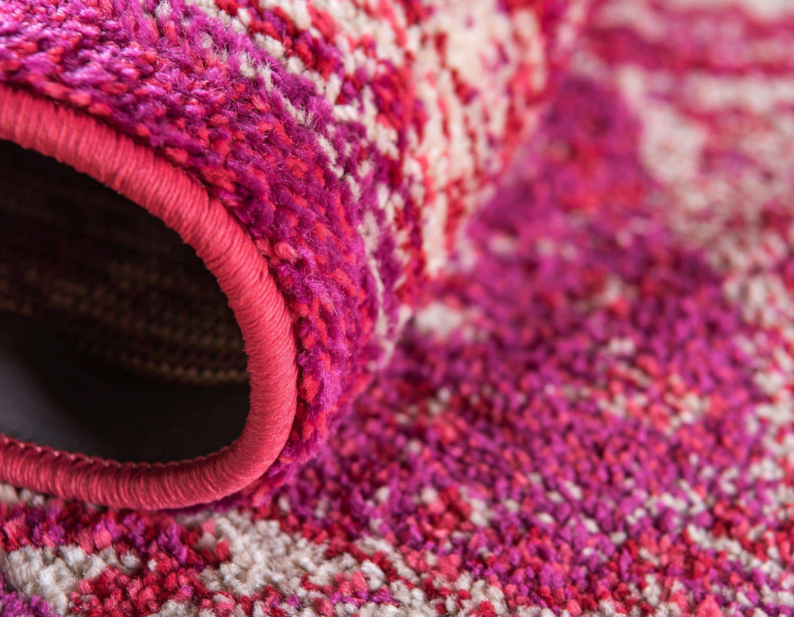 Tapis vintage rose framboise : ANA768ROS ANATOLIA