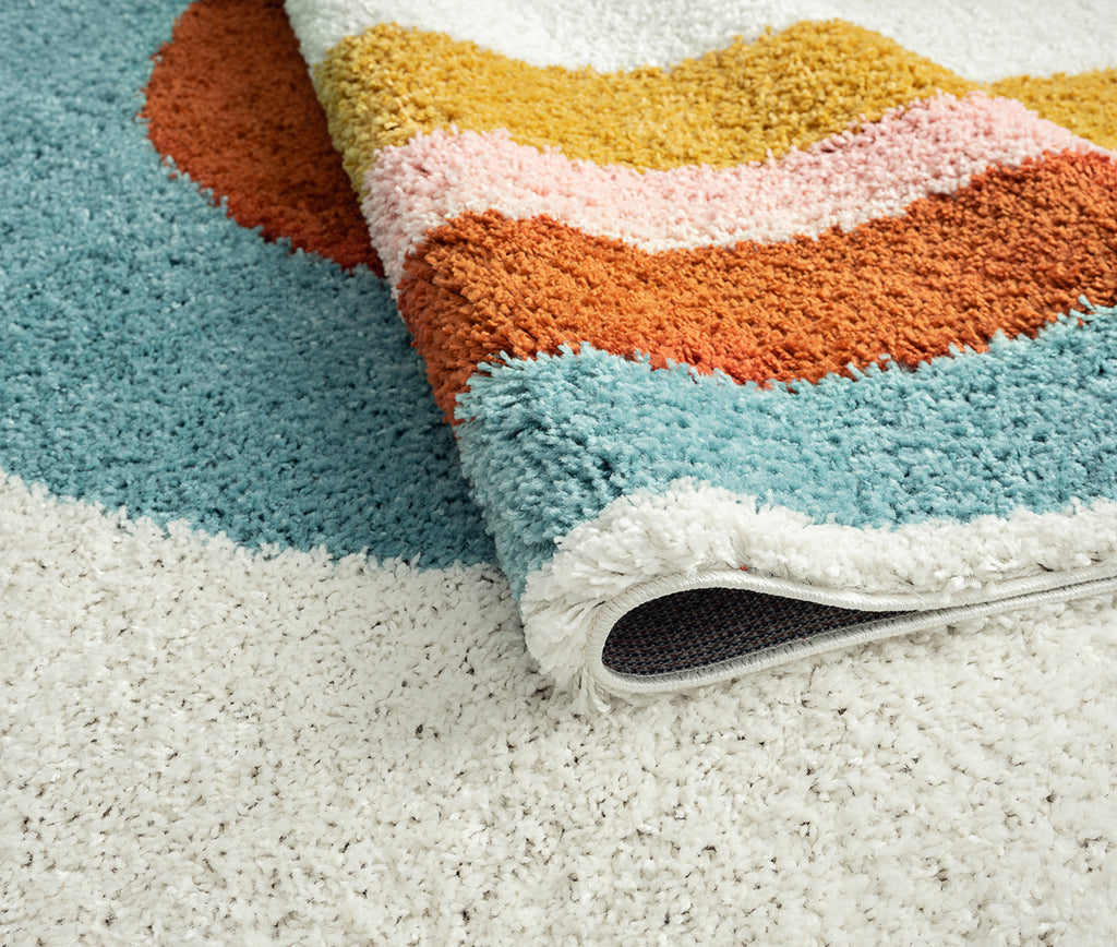 Tapis enfant multicolore à motifs arc en ciel : AQU164MUL AQUARELLE
