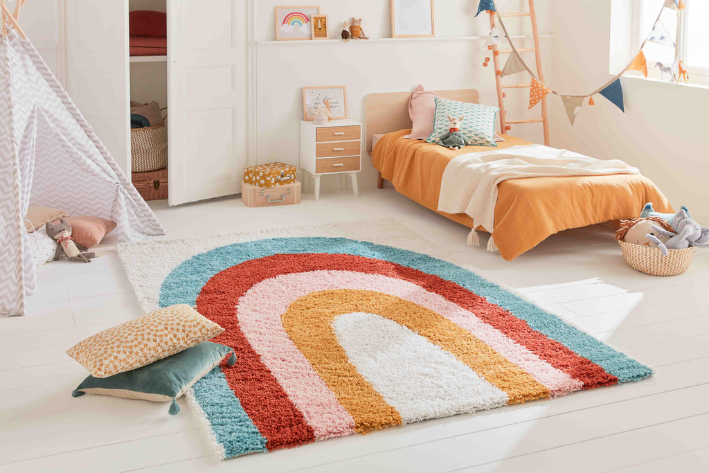 Tapis enfant multicolore à motifs arc en ciel : AQU164MUL AQUARELLE