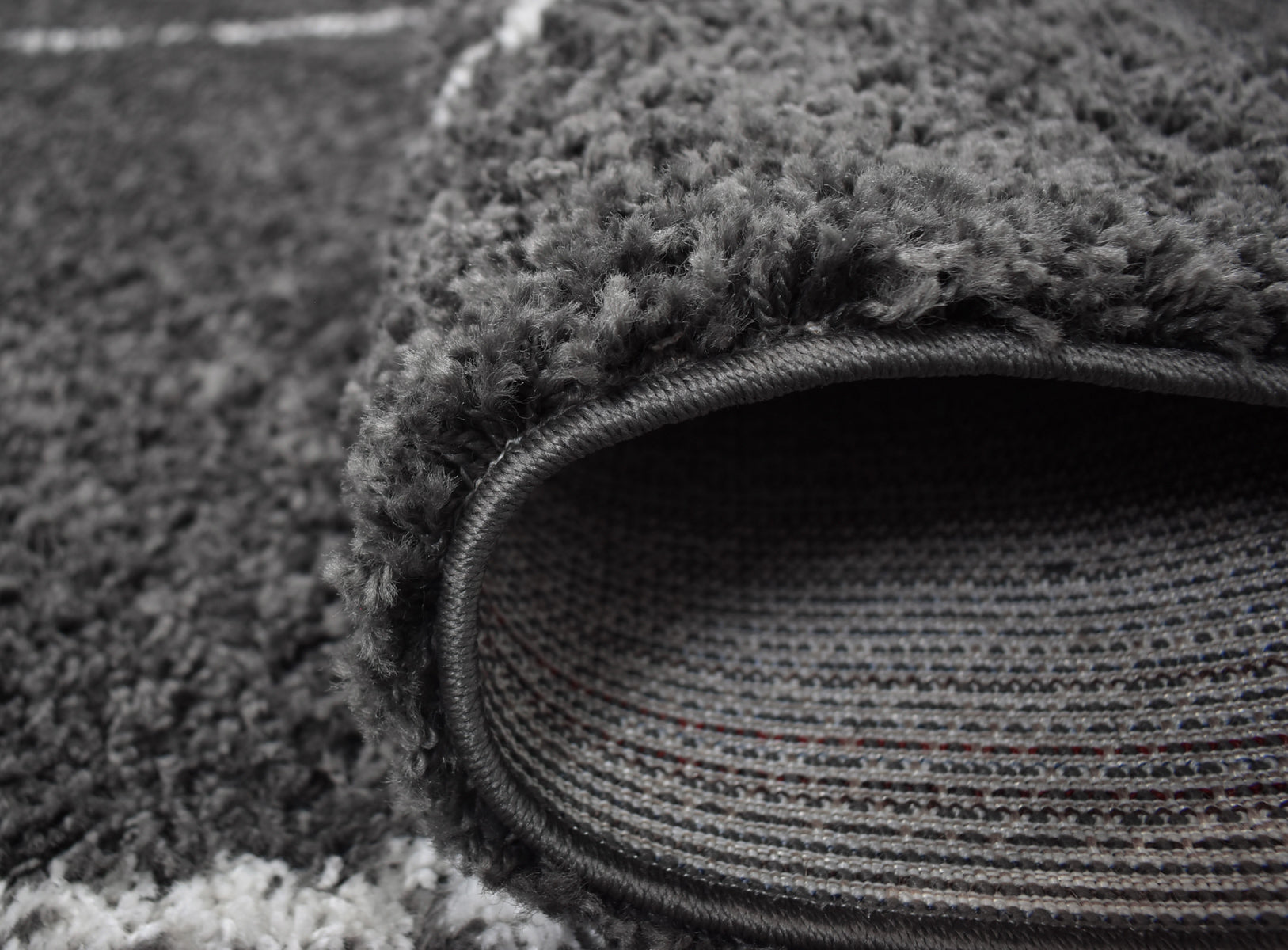 Tapis berbère en  laine artificielle  anthracite et crème : ASM450ANT ASMA