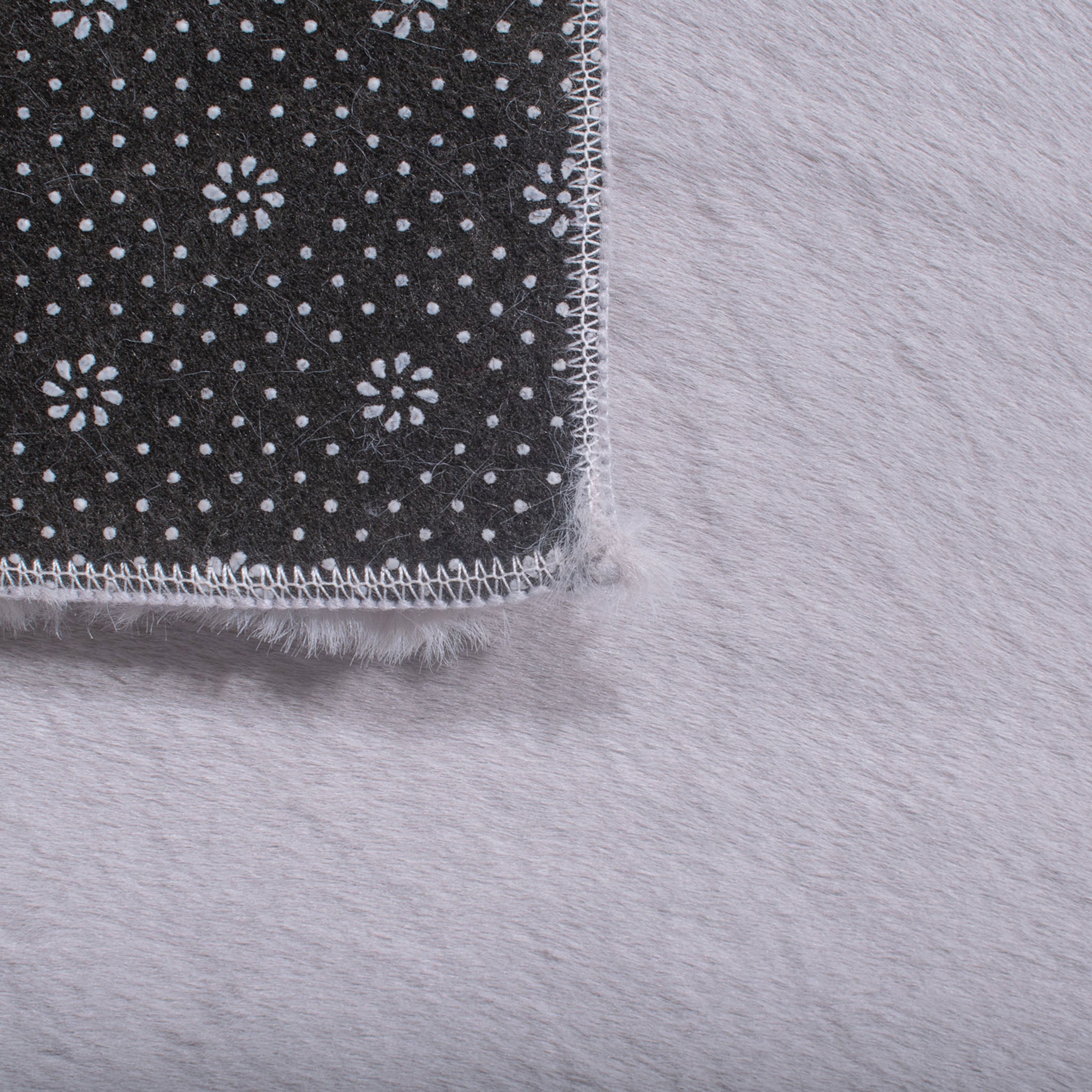 Tapis super doux gris : AVA291GRI AVA