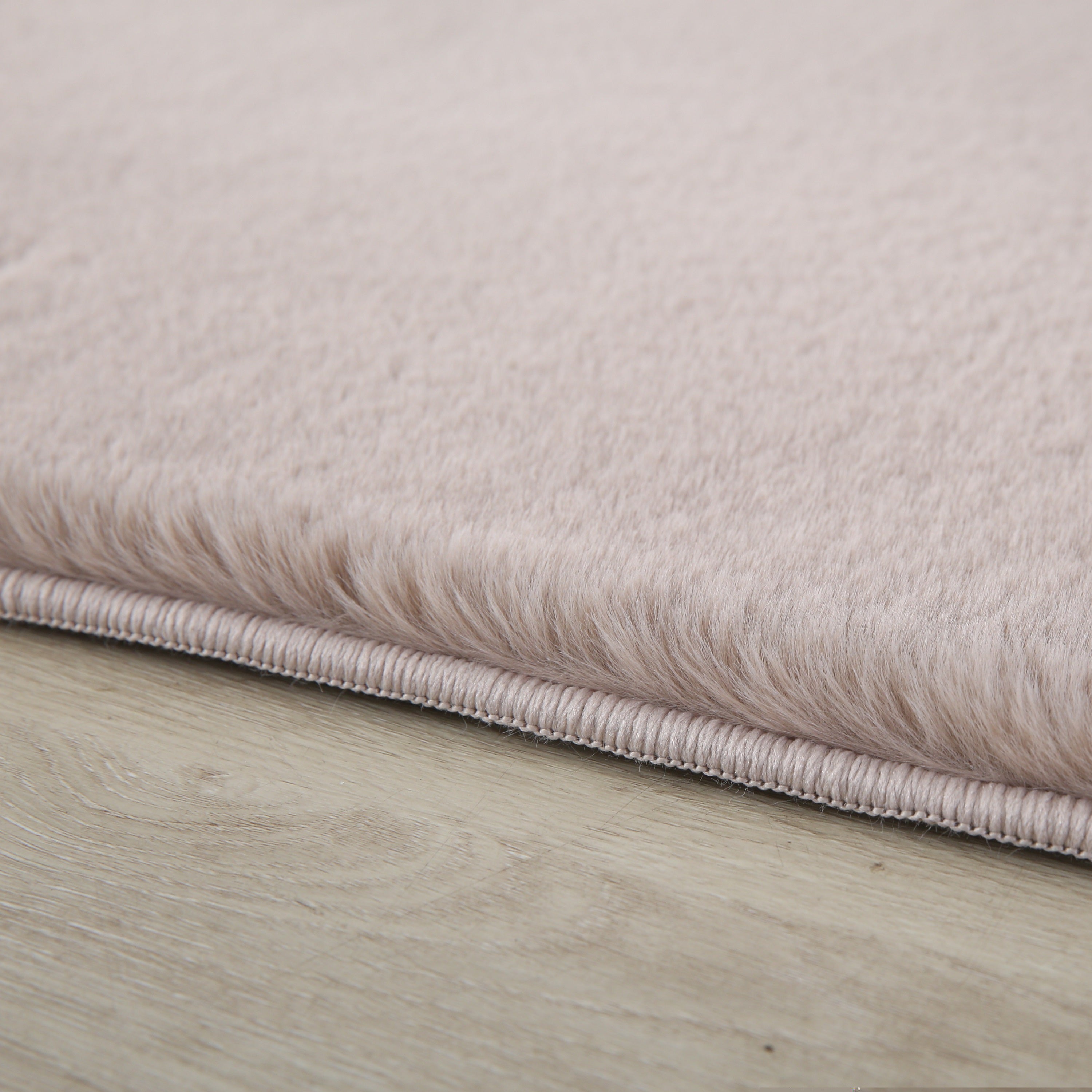BARROW - Tapis uni doux à poils longs - BAR5100BEI