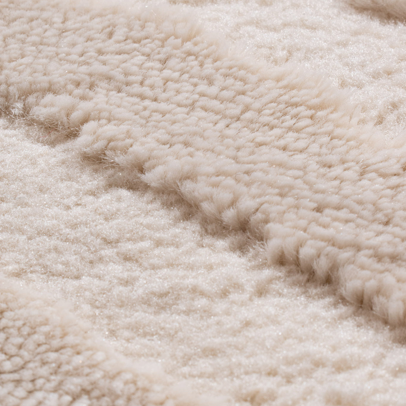 Tapis rond arc-en-ciel crème avec longs poils en relief : BIA157CRE (Copie) BIANCA