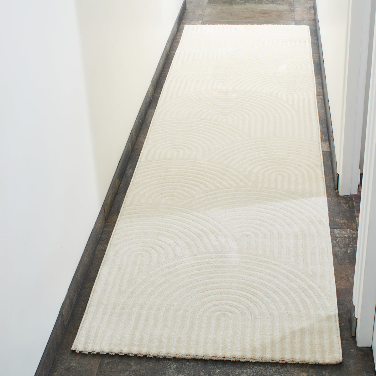 Tapis arc-en-ciel crème avec longs poils en relief : BIA157CRE BIANCA