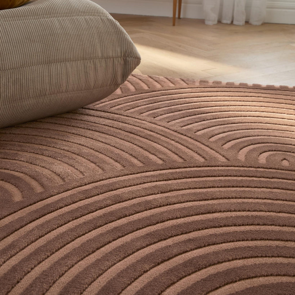 Tapis rond arc-en-ciel mocca avec longs poils en relief : BIA157MOC BIANCA