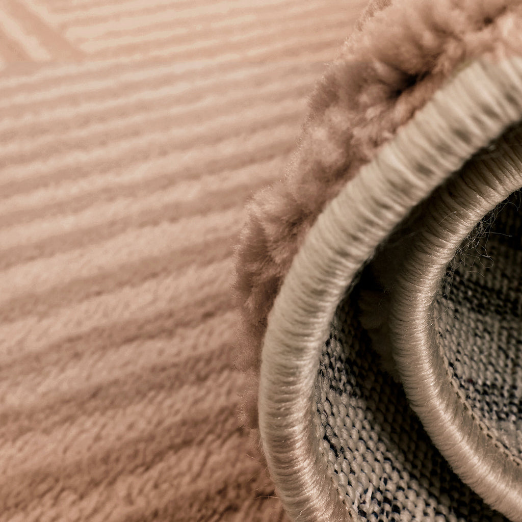 Tapis rond graphique mocca avec longs poils en relief : BIA160MOC BIANCA