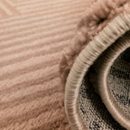 Tapis rond graphique mocca avec longs poils en relief : BIA160MOC BIANCA