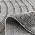 Tapis poils ras motif arc en relief gris : BLO1030GRI BLOOM