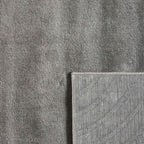 Tapis poils ras motif arc en relief gris : BLO1030GRI BLOOM
