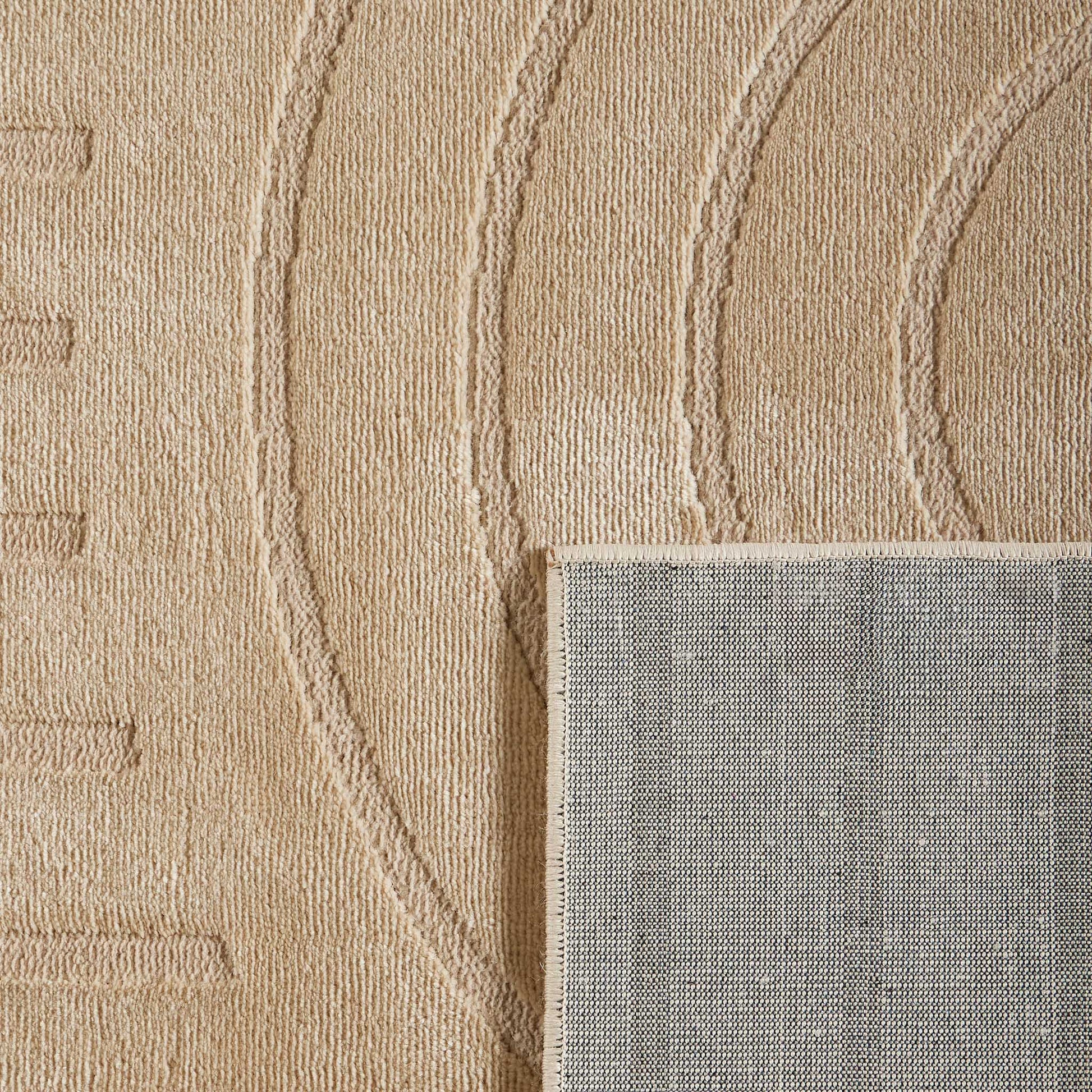 Tapis poils ras motif arc de cercle en relief beige : BLO1037BEI BLOOM