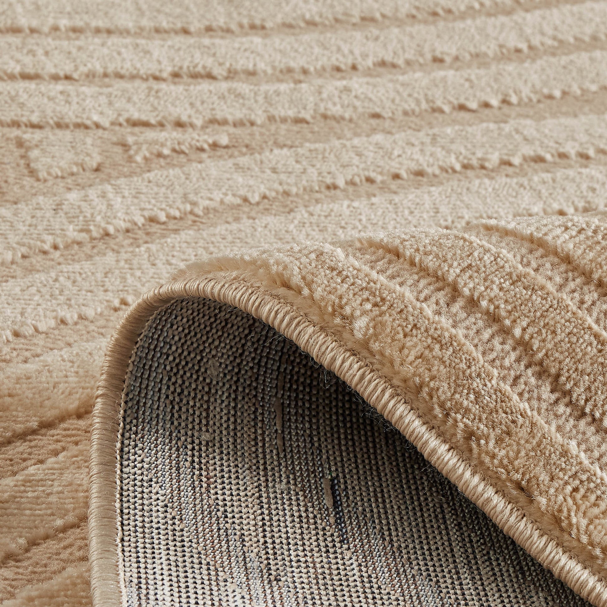 Tapis poils ras motif arc en ciel en relief beige : BLO1043BEI BLOOM