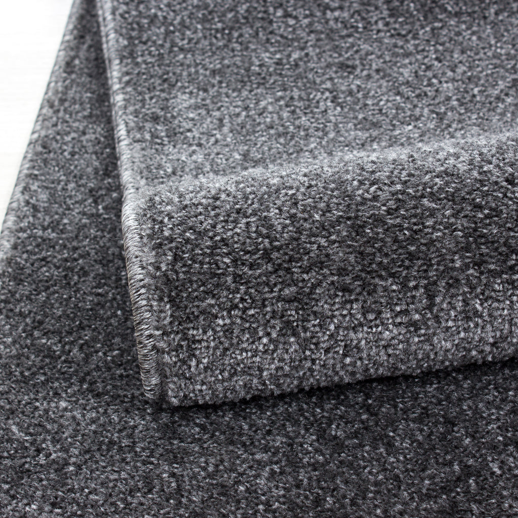CALIFORNIE - Tapis uni à poils courts - CAL7000GRI