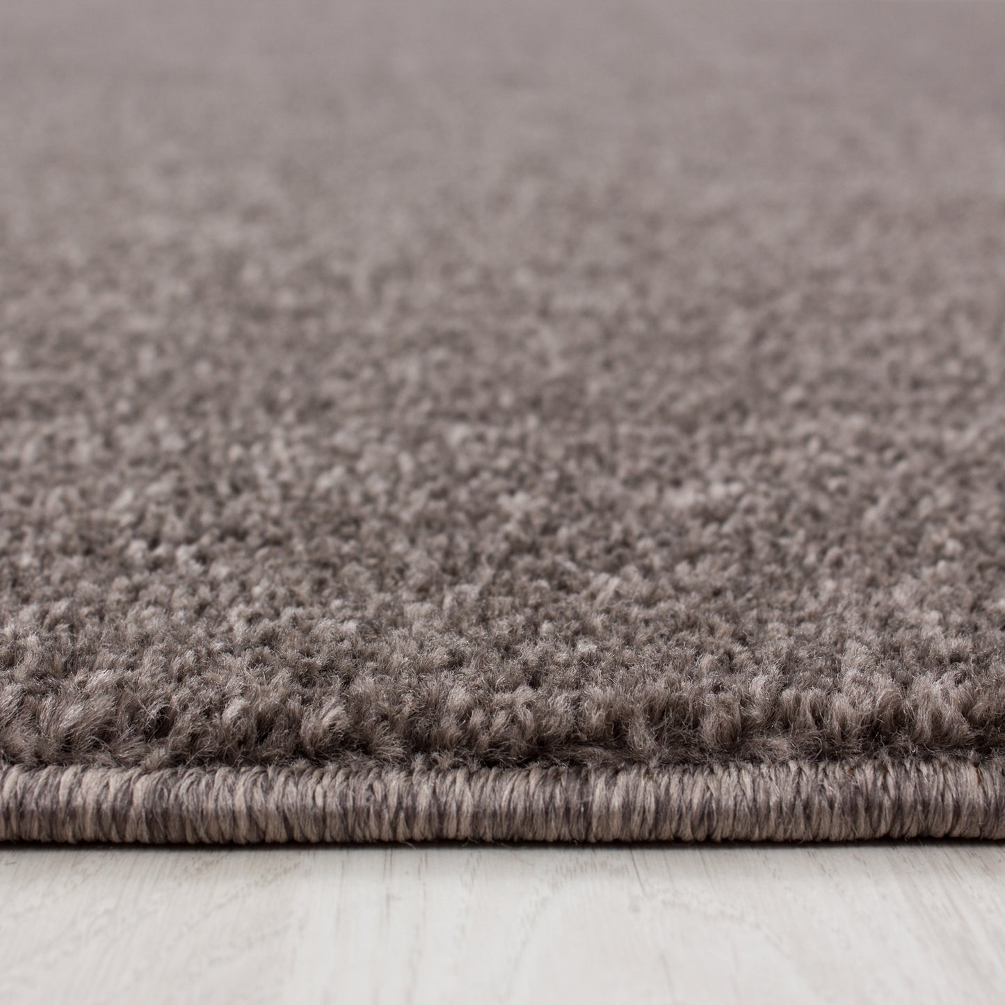 CALIFORNIE - Tapis uni à poils courts - CAL7000MOK