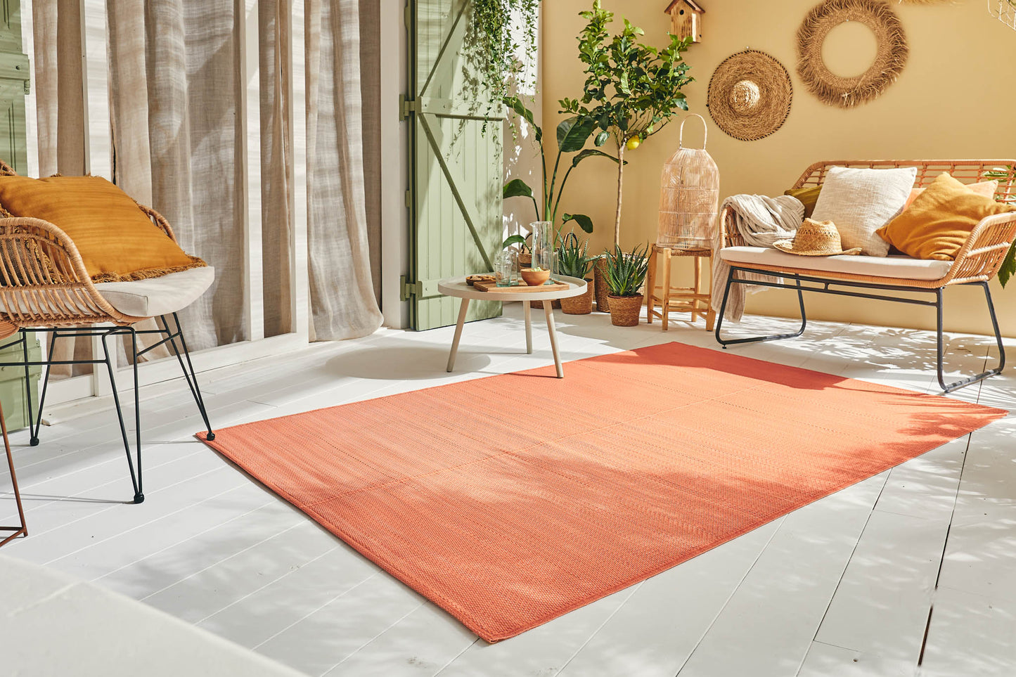 Tapis d'extérieur motif uni corail :  CAP1747COR CAPRI
