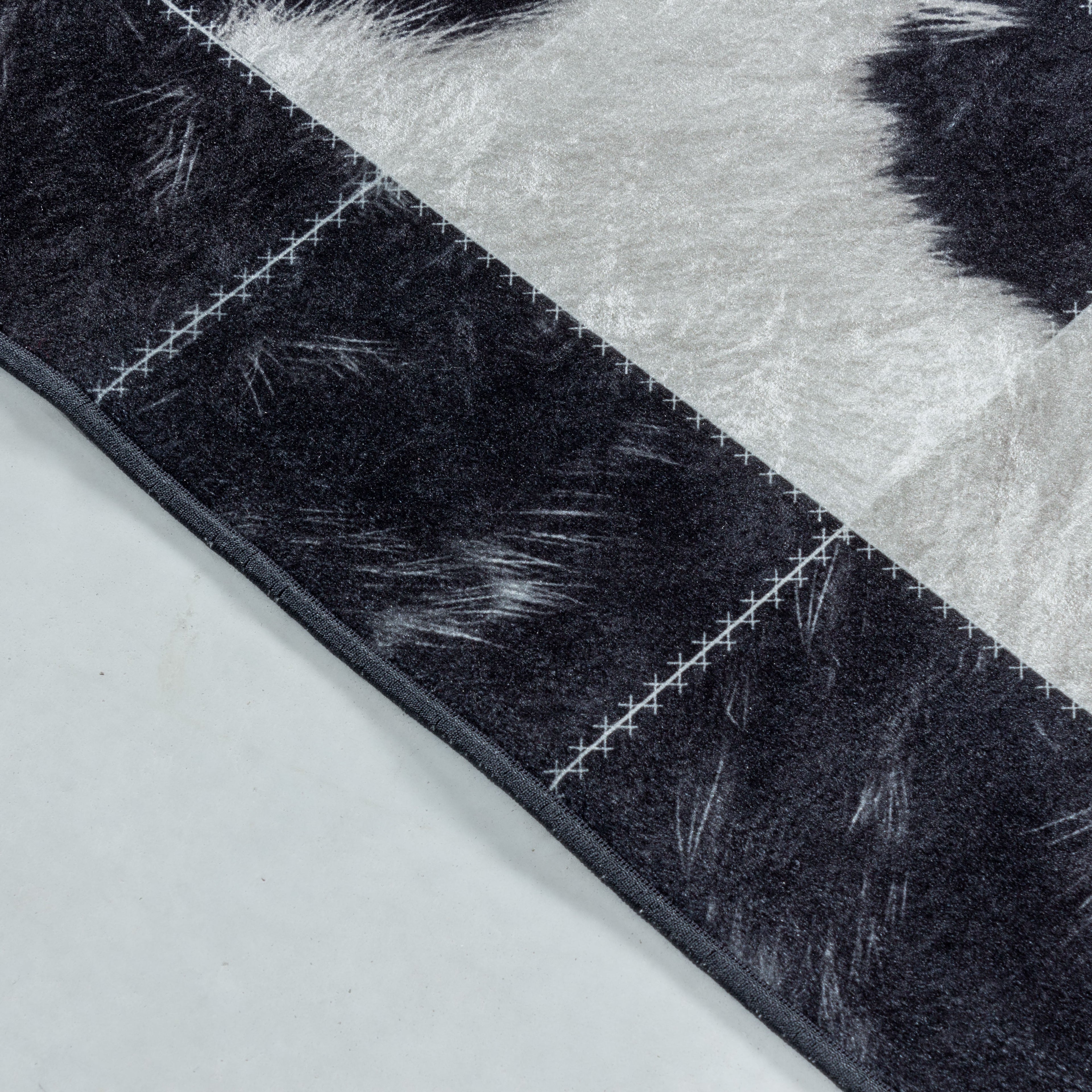 FIESTA - Tapis patchwork imitation peau noir et blanc - FIE4307NOI FIESTA