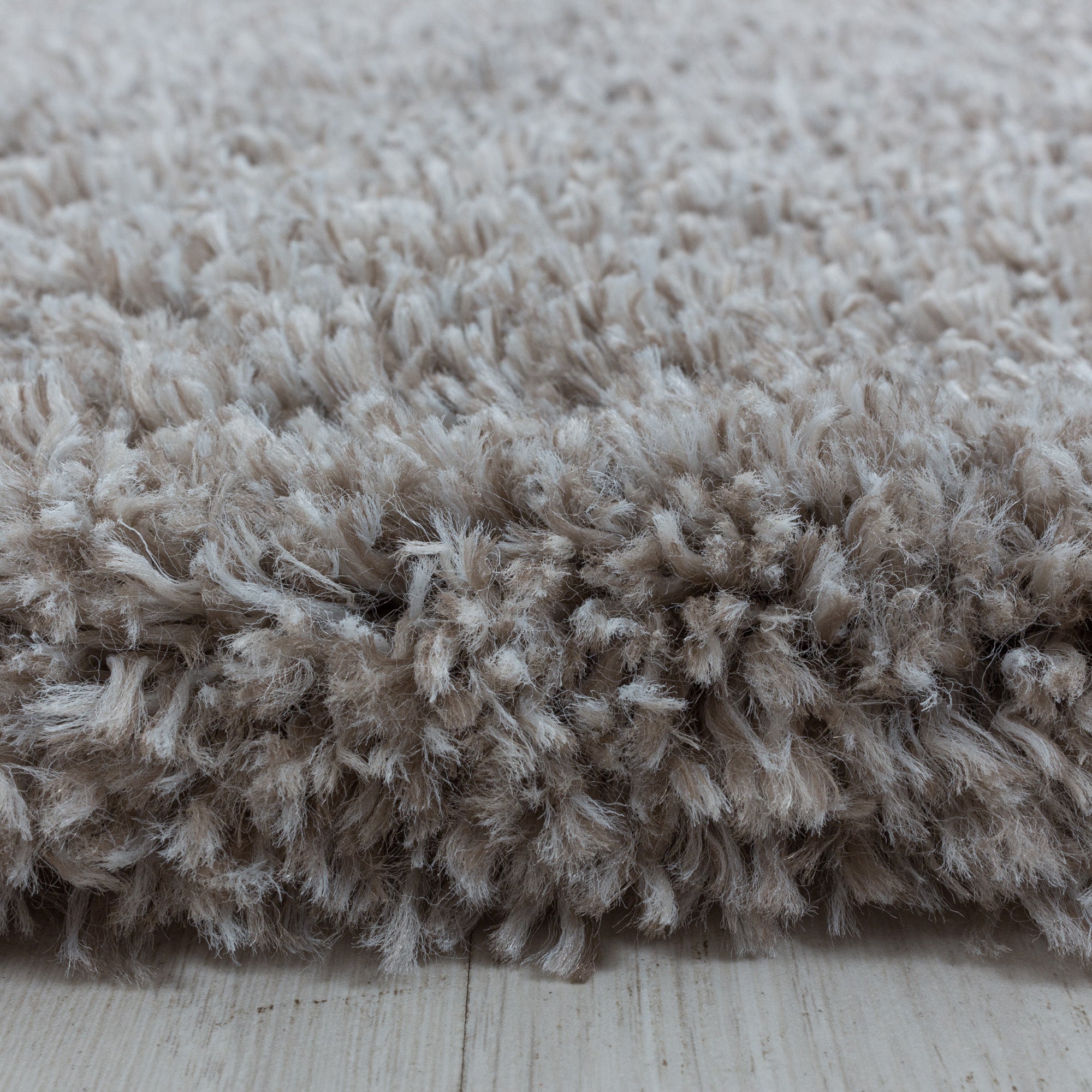 FLUFFY - Tapis Shaggy Uni à Poils Longs - FLU3500BEI