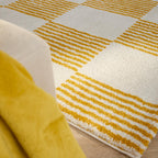 Tapis salon vintage année 70 - Jaune rayé - Groovy GROOVY