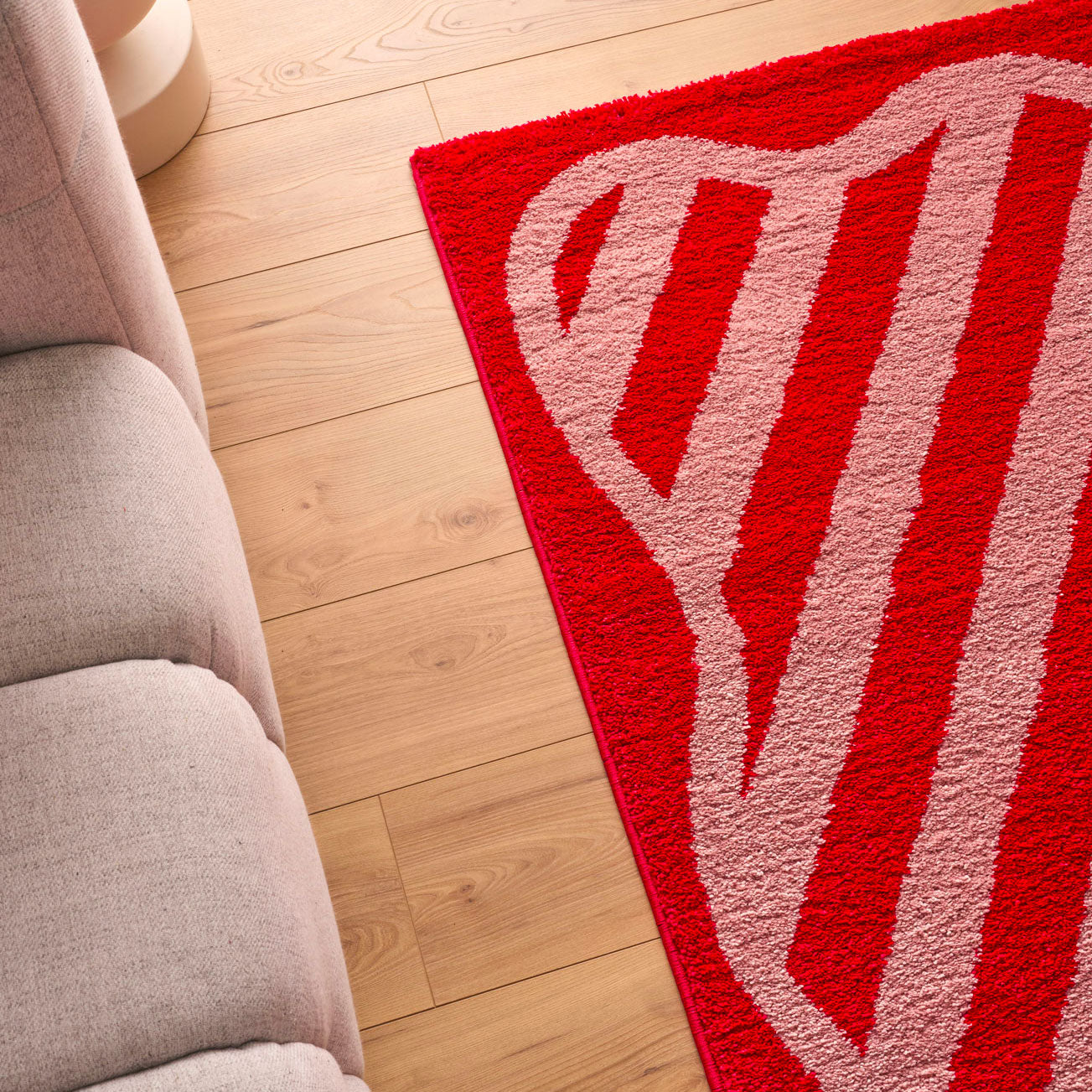 Tapis esprit 70’s - Rouge et Rose - Collection Groovy | Nazar Rugs GROOVY