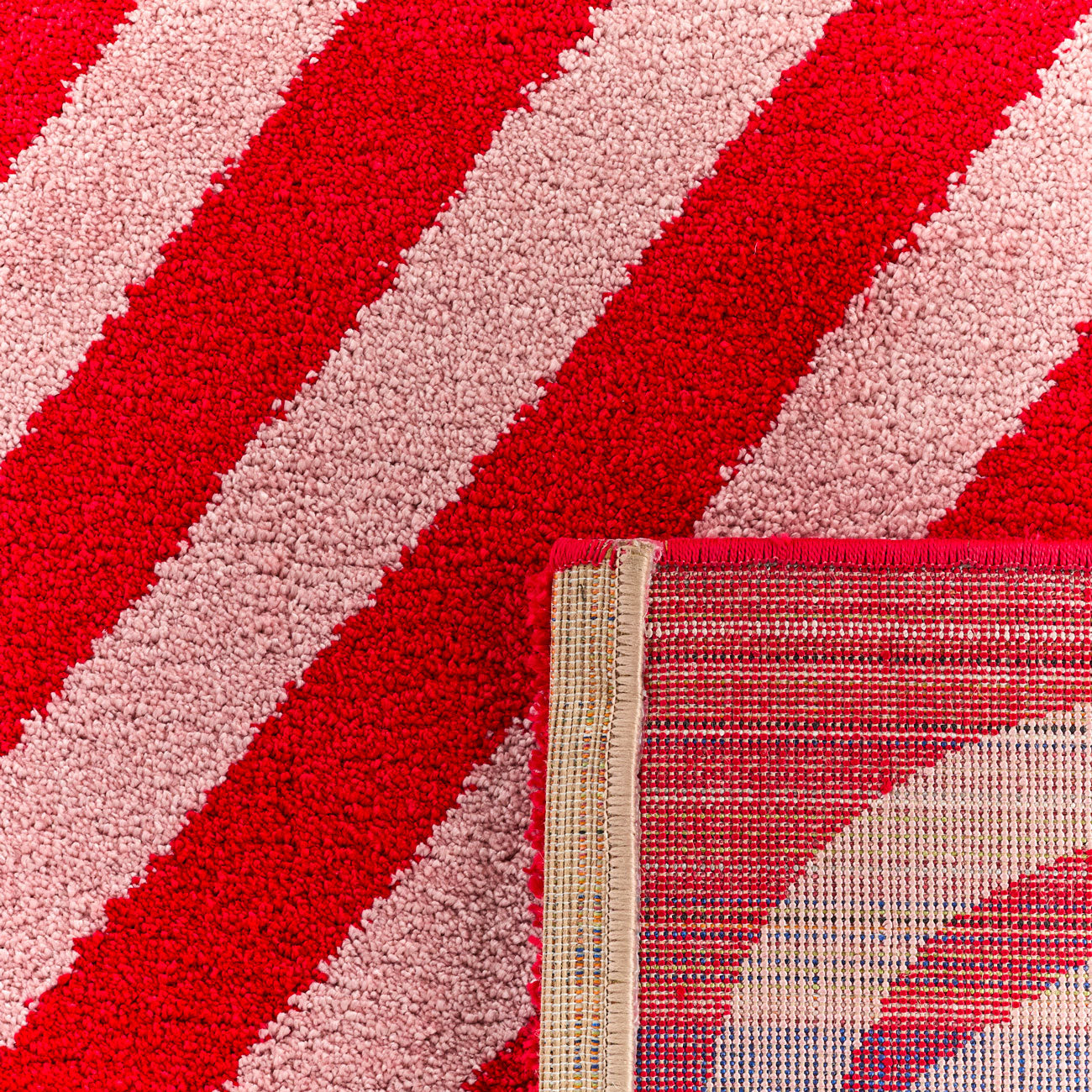 Tapis esprit 70’s - Rouge et Rose - Collection Groovy | Nazar Rugs GROOVY