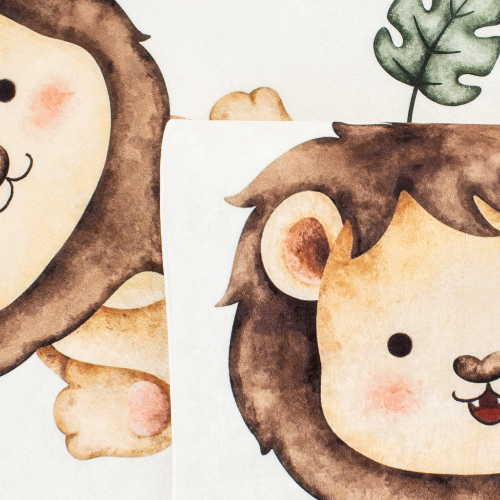 Tapis chambre enfant - Blanc à motifs lions de la jungle - Collection Happy HAPPY