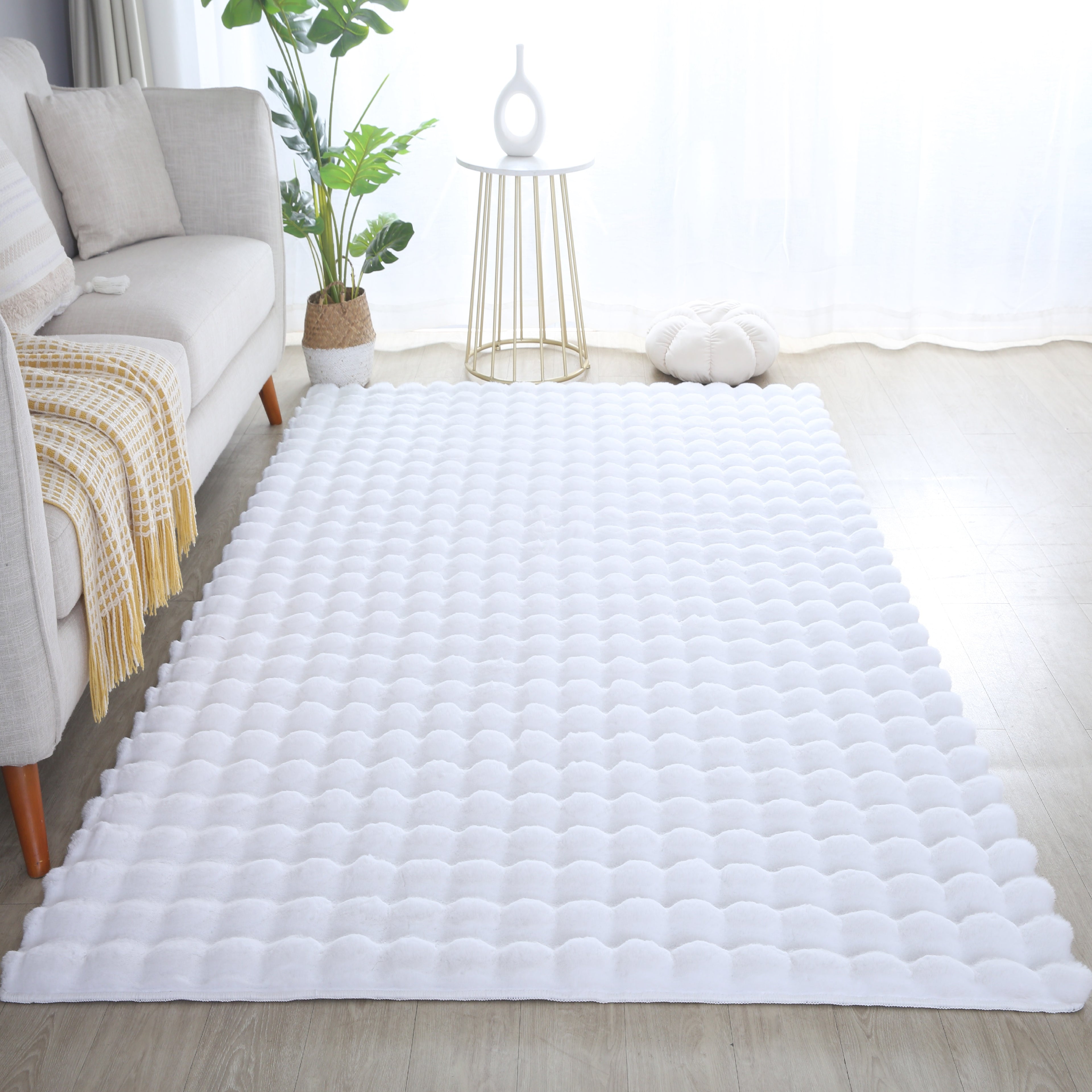 LAPONIE - Tapis uni doux à poils longs effet vague - LAP5110BLA