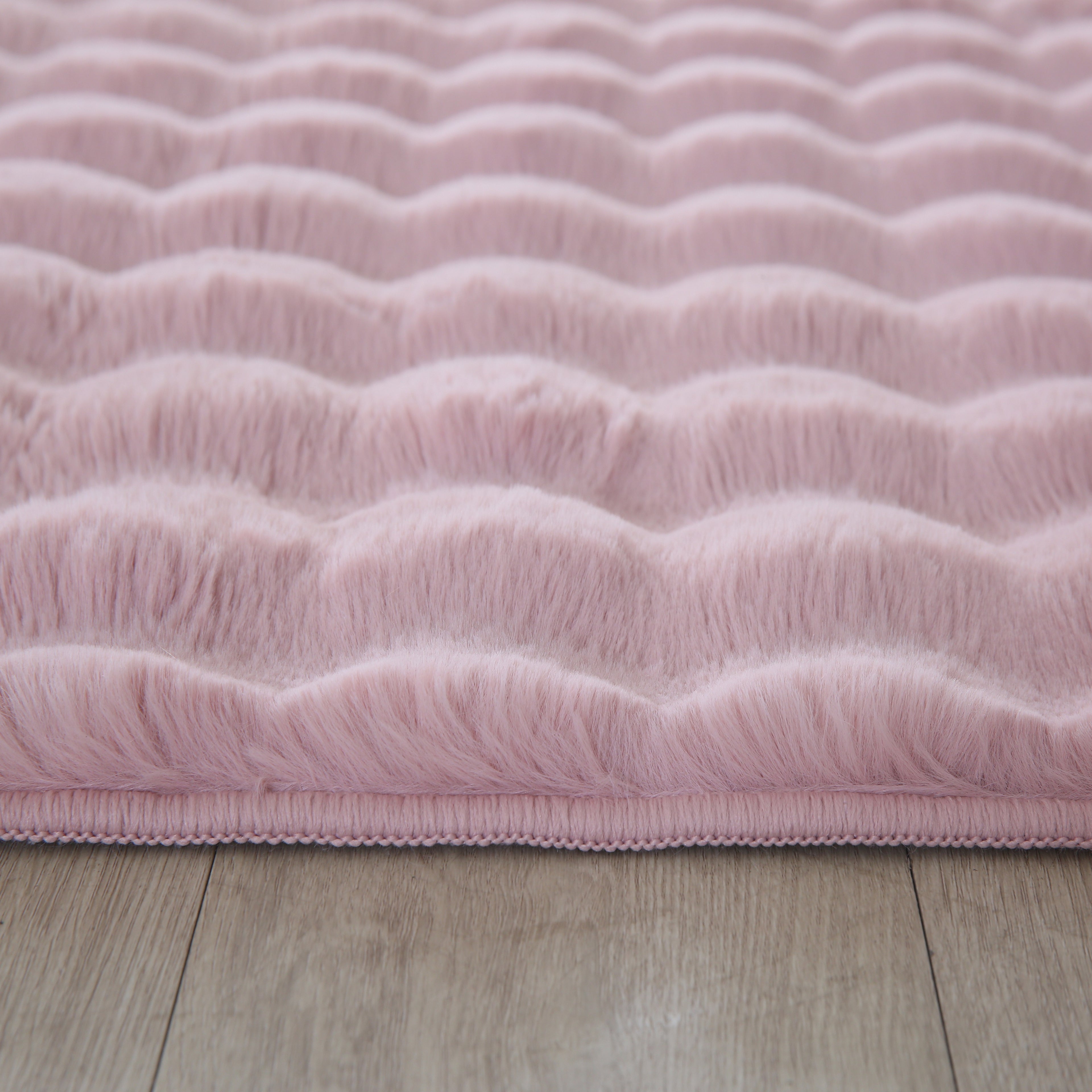 LAPONIE - Tapis uni doux à poils longs effet vague - LAP5110ROS