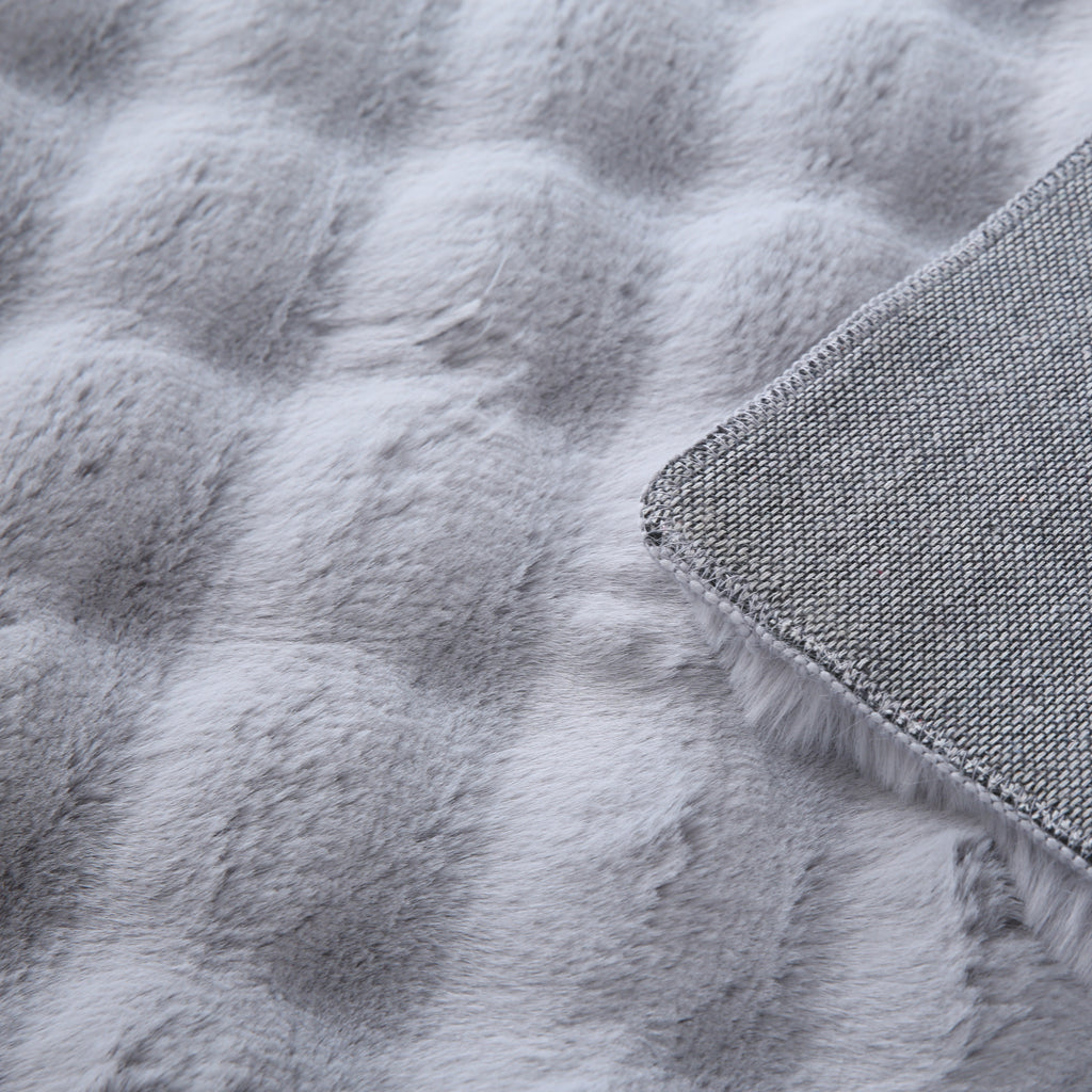 LAPONIE - Tapis uni doux à poils longs effet vague - LAP5110SIL