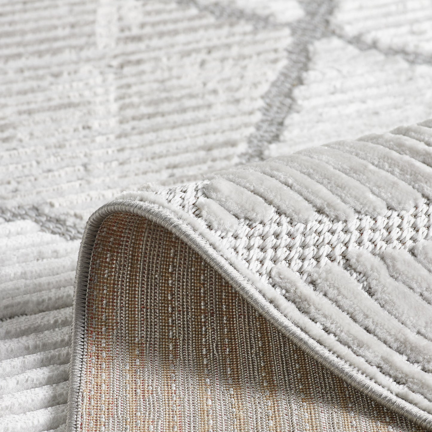 Tapis intérieur extérieur motif petits losanges gris : LOO321GRI LOOPIN