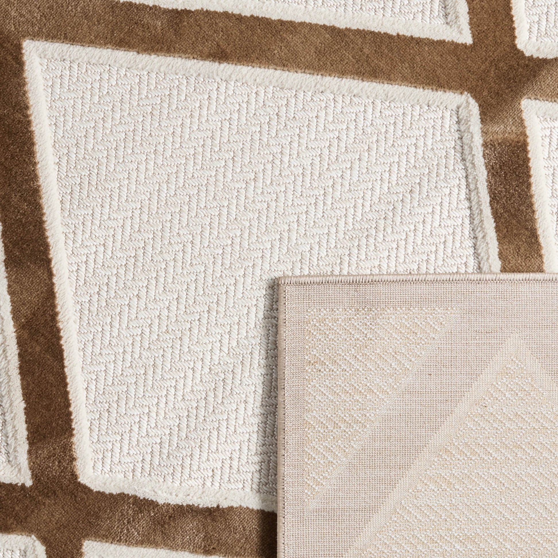 Tapis intérieur extérieur motif gros losanges beige : LOO328BEI LOOPIN