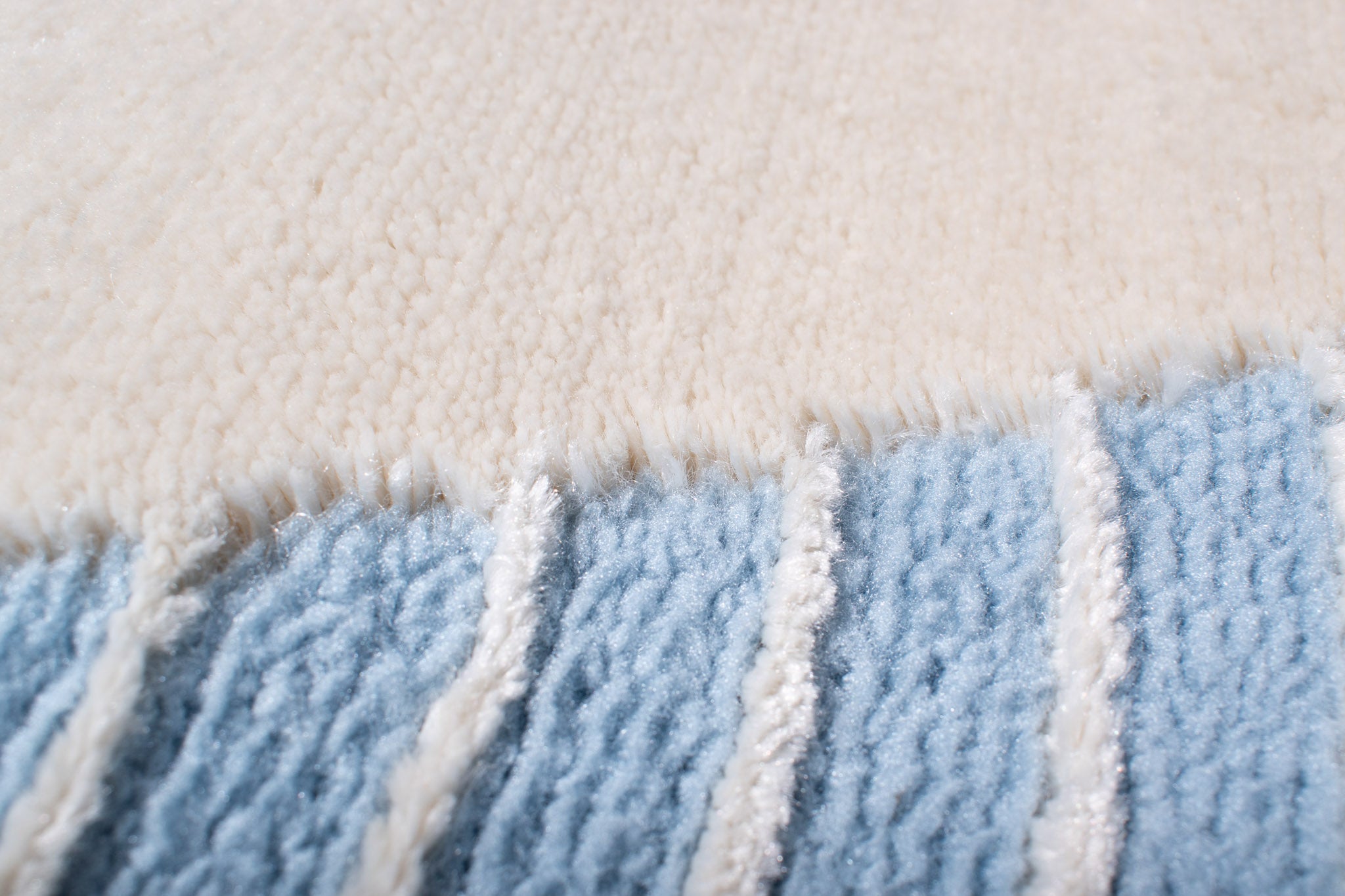Tapis de salon à poils ras motif abstrait bleu : NEL791BLE NELY